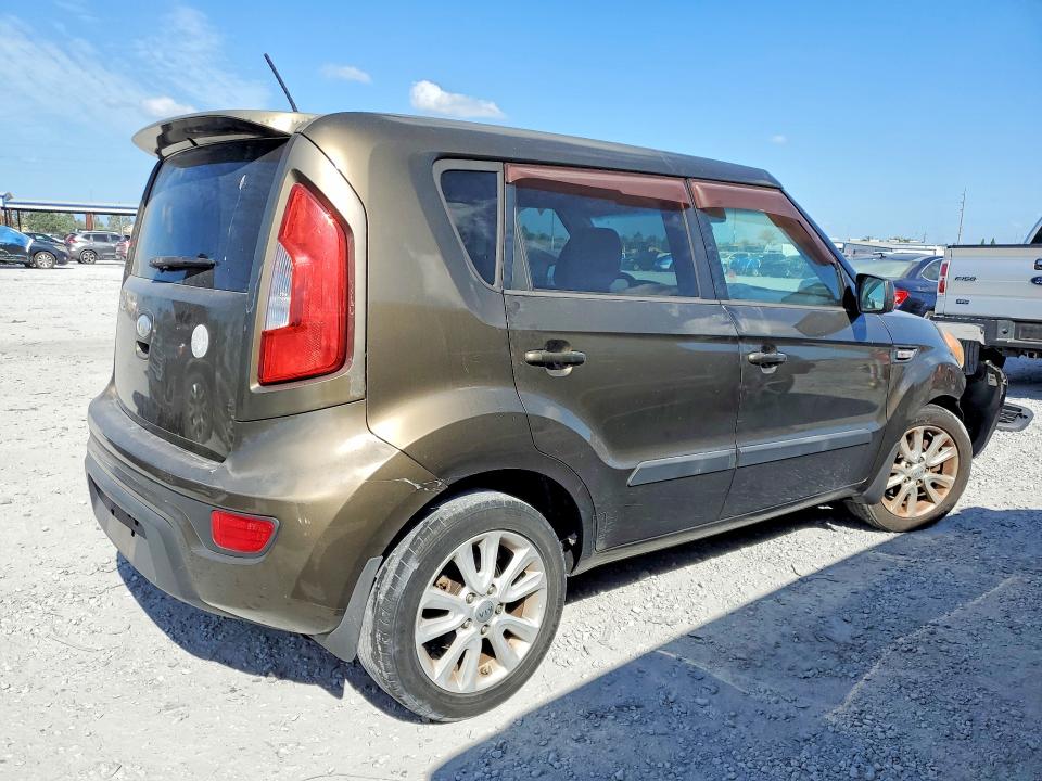 2013 Kia Soul VIN KNDJT2A5XD7517725 COPART salvage auction — FRONT END, Salvage Title, sold $600 on 2026-07-24 (photo 3)