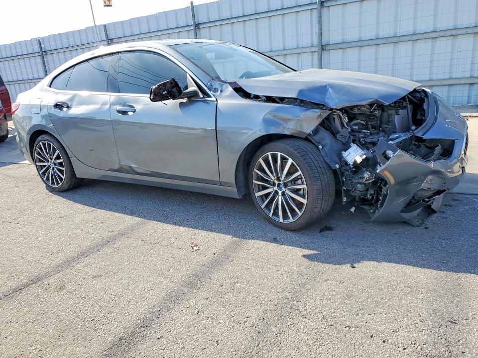 2022 BMW 2er VIN WBA53AK05N7K41189 COPART salvage auction — FRONT END, Ca - Dis/Dlr/Exp Only Clean Title, sold $6,800 on 2026-07-06 (photo 4)