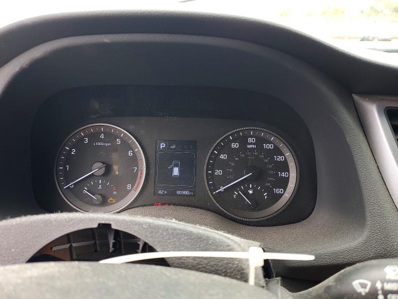 2018 Hyundai Tucson VIN KM8J33A41JU610560 COPART salvage auction — VANDALISM, CO - SALVAGE TITLE, sold $2,800 on 2026-07-06 (photo 9)