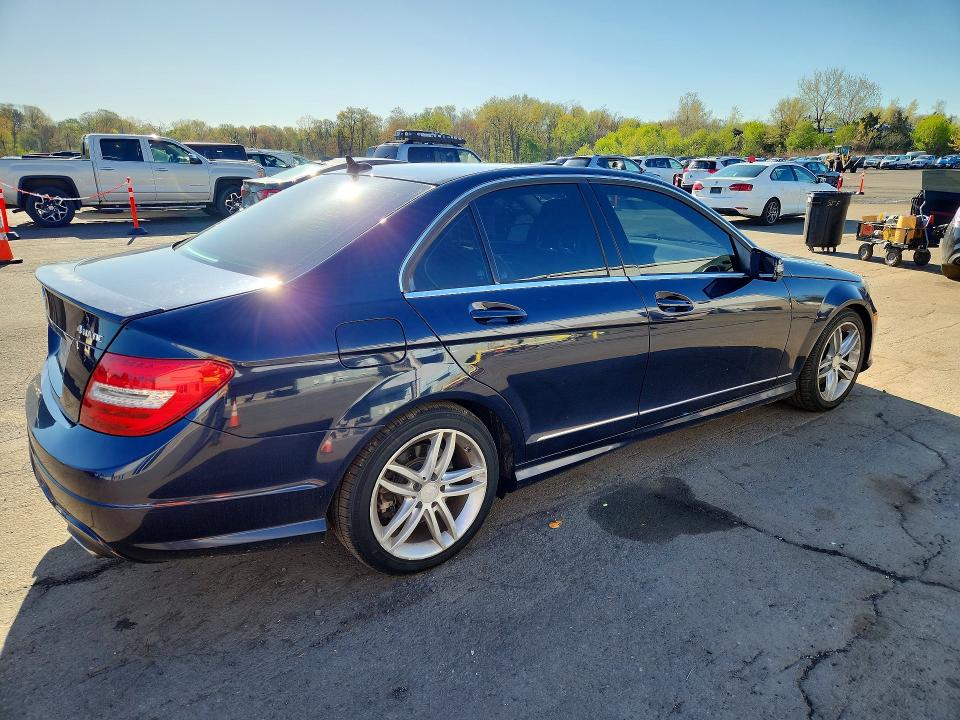 2014 Mercedes-benz C-klasse VIN WDDGF8AB1EA907682 COPART salvage auction — REAR END, Ct - Cert Of Title-Salvage, sold $1,700 on 2026-07-10 (photo 3)