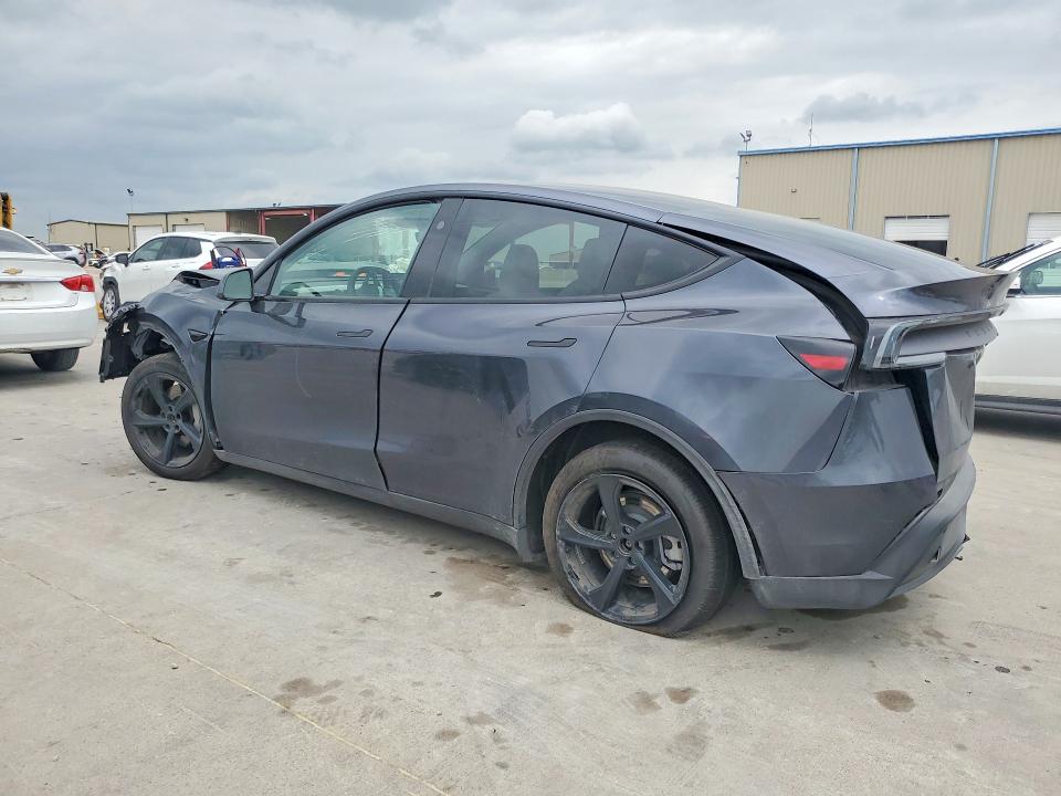 2026 Tesla Model y VIN 7SAYGDEE3TA496637 COPART salvage auction — FRONT END, Tx - Salvage Vehicle Title, sold $11,000 on 2026-07-09 (photo 2)