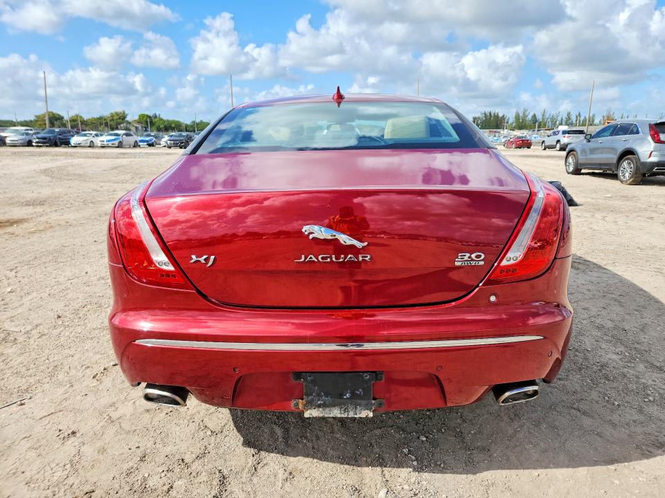 2014 Jaguar Xj VIN SAJWJ1CD4E8V66006 COPART salvage auction — NORMAL WEAR, Salvage Title, sold $400 on 2026-07-23 (photo 6)