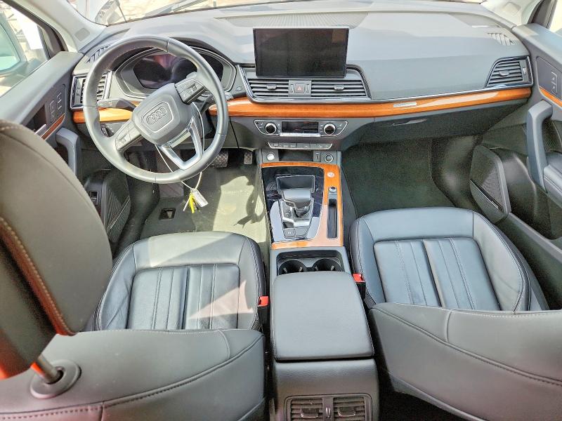 2023 Audi Q5 VIN WA1EAAFY8P2055732 COPART salvage auction — Burn Engine, Fl - Cert Of Title Slvg Rebuildable, sold $9,300 on 2026-07-24 (photo 8)