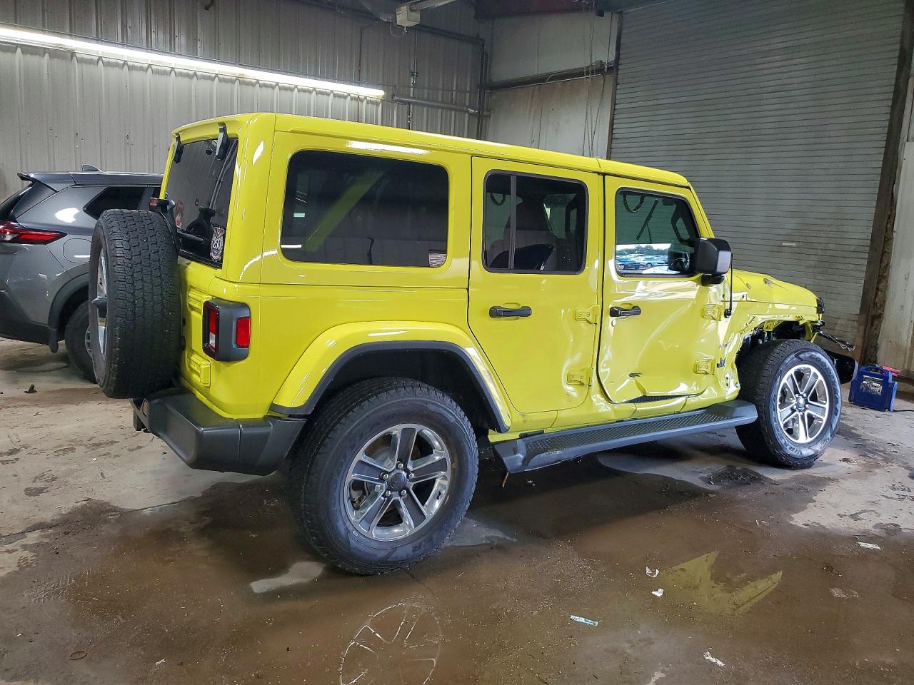 2022 Jeep Wrangler Unlimited VIN 1C4HJXEGXNW246332 COPART salvage auction — Side, IL - SALVAGE CERTIFICATE, sold $10,400 on 2026-06-30 (photo 3)