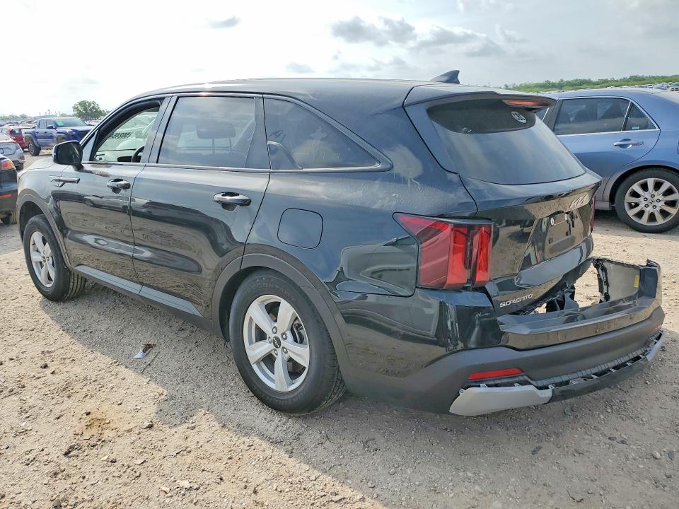 2025 Kia Sorento VIN 5XYRG4JC3SG403096 COPART salvage auction — SIDE, Tx - Certificate Of Title, sold $8,400 on 2026-07-09 (photo 2)