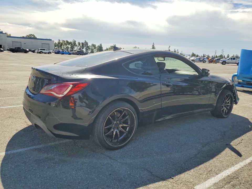 2016 Hyundai Genesis VIN KMHHU6KJ9GU134097 COPART salvage auction — PARTIAL REPAIR, Ca - Dis/Dlr/Exp Only Clean Title, sold $500 on 2026-07-07 (photo 3)