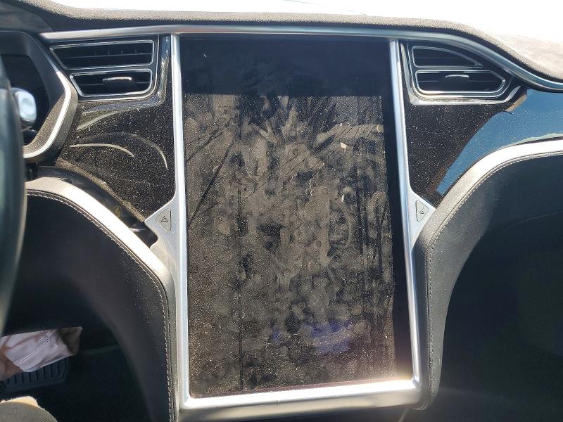 2015 Tesla Model s VIN 5YJSA1E11FF118811 COPART salvage auction — FRONT END, Ca - Dis/Dlr/Exp Clean W/Salv Hist, sold $700 on 2026-07-29 (photo 9)