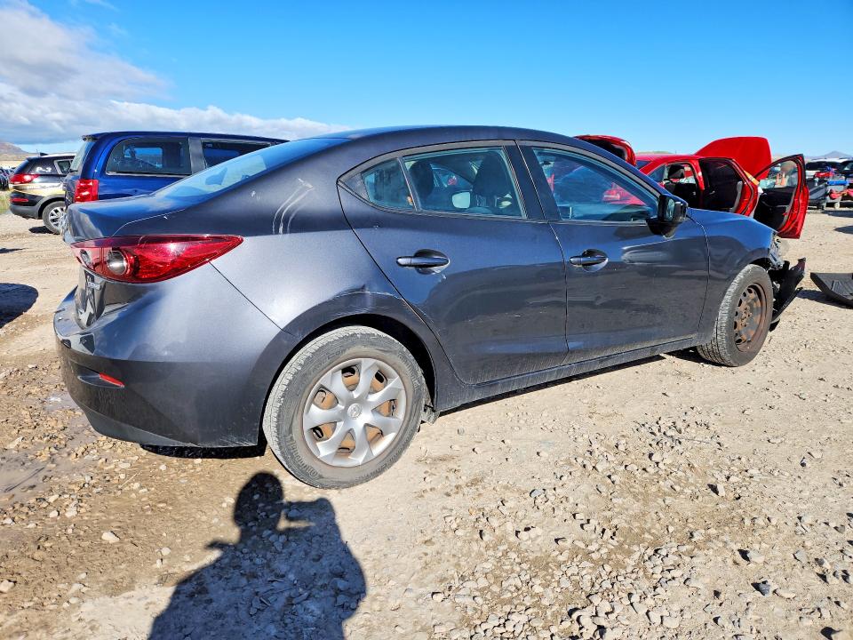 2015 Mazda 3 VIN JM1BM1T72F1234641 COPART salvage auction — FRONT END, Ut - Salvage Certificate, sold $1,350 on 2026-07-02 (photo 3)