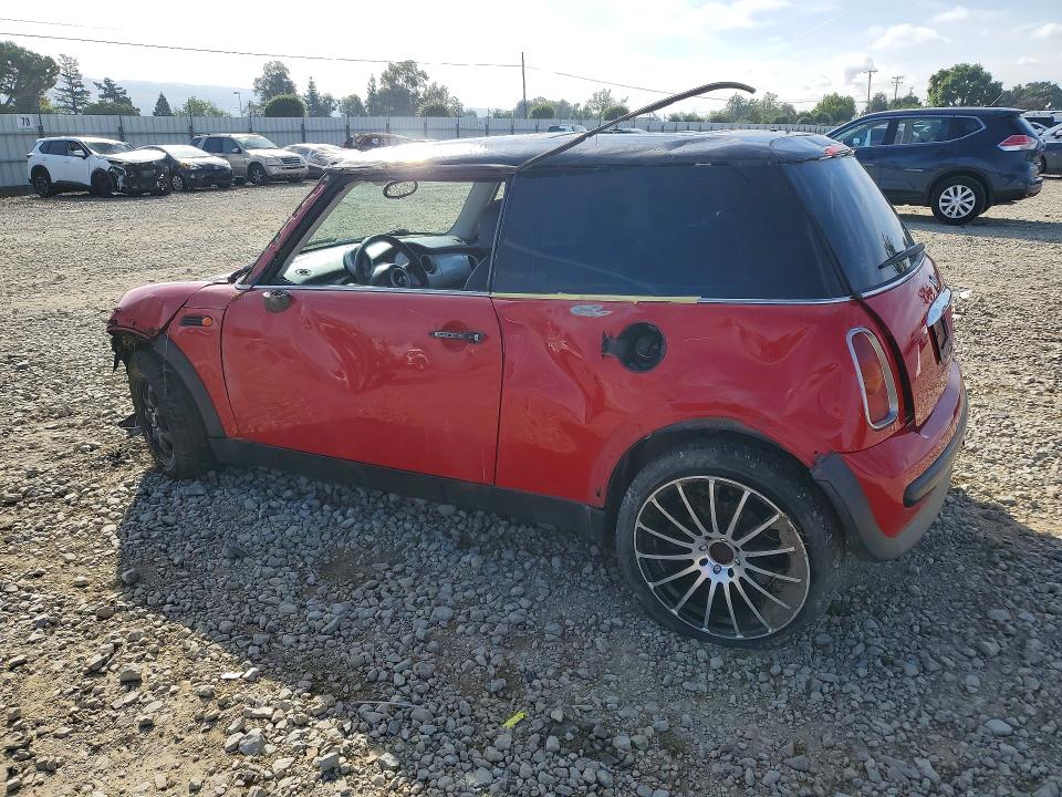 2004 Mini Cooper VIN WMWRC33484TC49889 COPART salvage auction — ROLLOVER, Ca - Salvage Certificate, sold $150 on 2026-08-11 (photo 2)