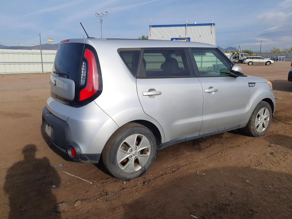 2015 Kia Soul VIN KNDJN2A23F7767083 COPART salvage auction — MINOR DENT/SCRATCHES, Tx - Dis/Dlr/Exp Only Salvage Title, sold $725 on 2026-07-08 (photo 3)