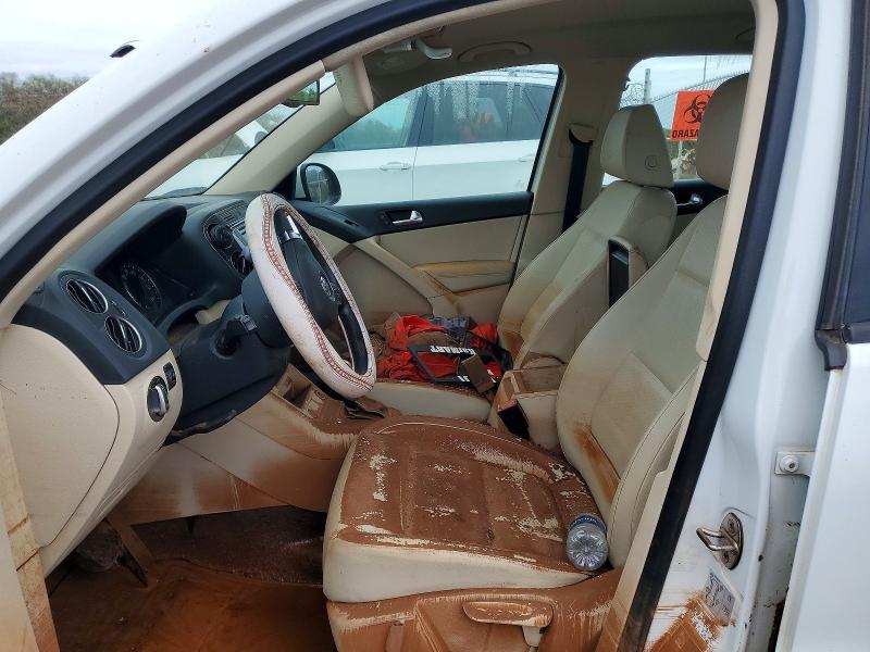 2017 Volkswagen Tiguan VIN WVGAV7AX4HK000072 COPART salvage auction — WATER/FLOOD, Hi - Certificate Of Salvage, sold $150 on 2026-07-20 (photo 7)