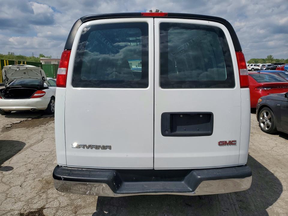 2017 Gmc Savana VIN 1GTW7BFF5H1161799 COPART salvage auction — MECHANICAL, In - Certificate Of Title, sold $1,600 on 2026-07-09 (photo 6)