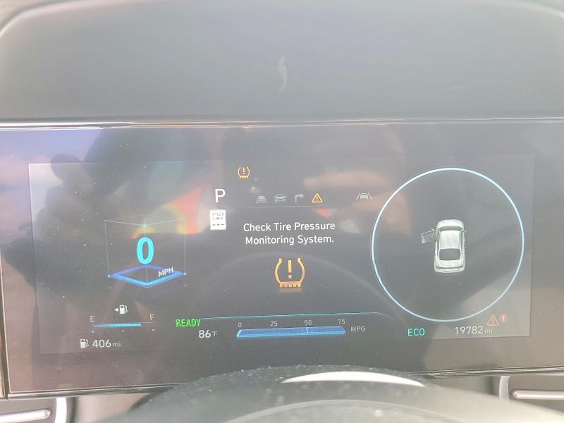 2025 Hyundai Elantra VIN KMHLN4DJ6SU155975 COPART salvage auction — NORMAL WEAR, Tx - Salvage Vehicle Title, sold $175 on 2026-07-30 (photo 9)