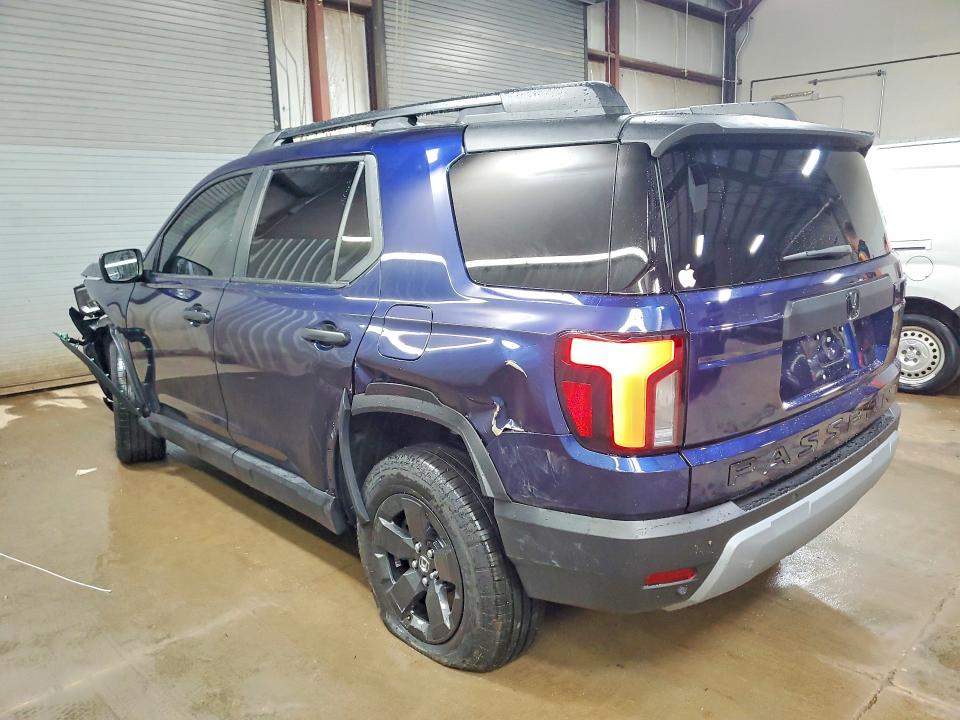 2026 Honda Passport VIN 5FNYF9H36TB025611 COPART salvage auction — FRONT END, Il - Salvage Certificate, sold $14,800 on 2026-07-21 (photo 2)