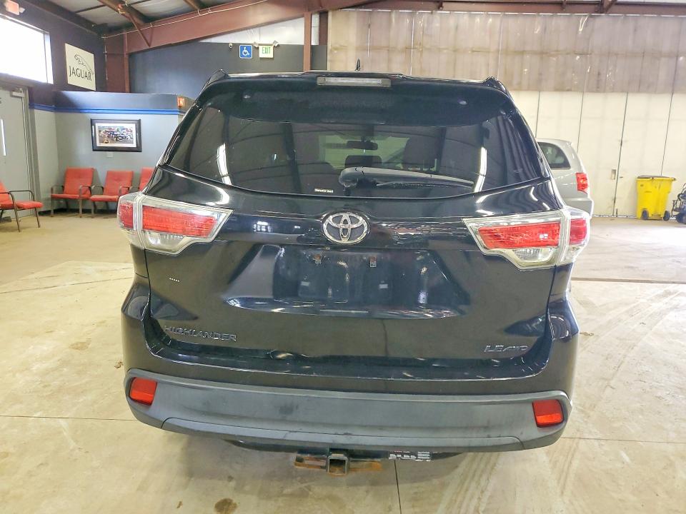 2014 Toyota Highlander VIN 5TDBKRFH8ES023860 COPART salvage auction — FRONT END, Nj - Certificate Of Title (P), sold $6,700 on 2026-07-20 (photo 6)