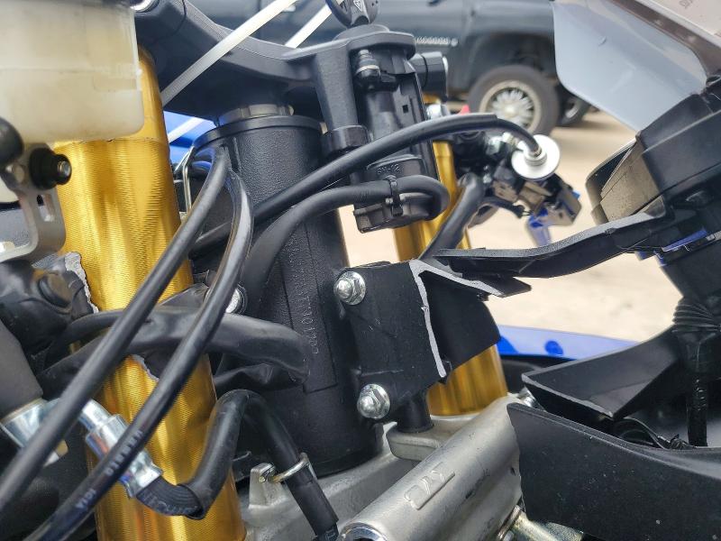 2026 Suzuki Gsx-r VIN JS1GR7MA3T7101202 COPART salvage auction — SIDE, Tx - Salvage Vehicle Title, sold $4,600 on 2026-07-09 (photo 9)