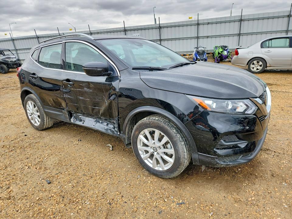 2023 Nissan Qashqai VIN JN1BJ1BW2PW113472 COPART salvage auction — SIDE, AB - BOS - SALVAGE, sold $6,200 on 2026-07-02 (photo 4)