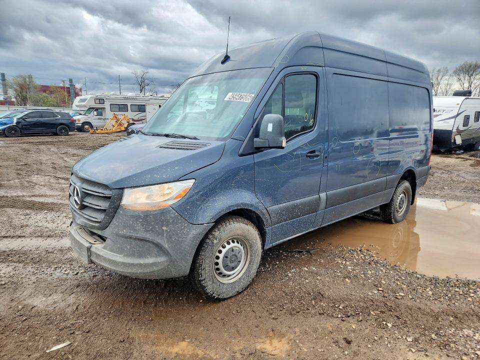 2019 Mercedes-benz Sprinter 2500 VIN WD4PF0CD7KP101368 COPART salvage auction — MINOR DENT/SCRATCHES, MI - CERT OF TITLE-SALVAGE VEHICLE, sold $3,550 on 2026-07-08 (photo 1)