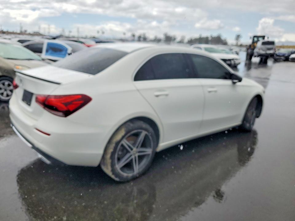 2019 Mercedes-benz A-klasse VIN WDD3G4EB7KW021119 COPART salvage auction — FRONT END, Salvage Title, sold $4,700 on 2026-07-15 (photo 3)
