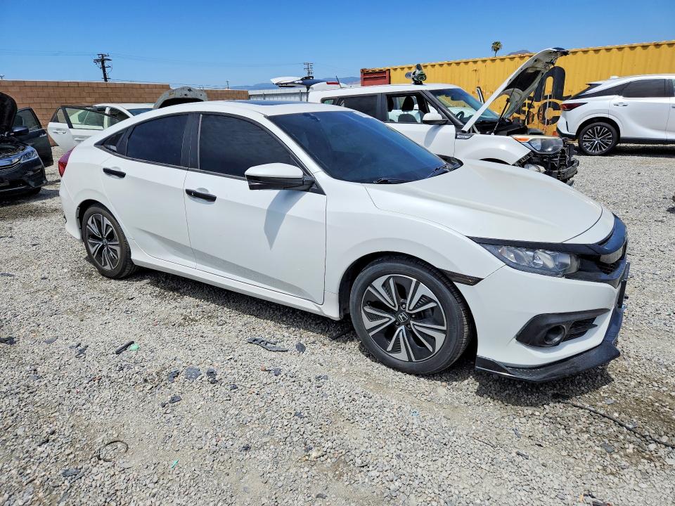 2018 Honda Civic VIN JHMFC1F72JX037747 COPART salvage auction — VANDALISM, Ca - Salvage Certificate, sold $9,100 on 2026-07-15 (photo 4)