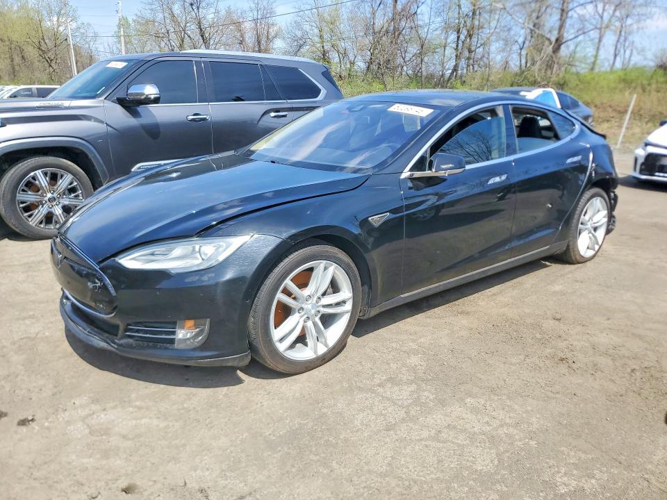 2015 Tesla Model s VIN 5YJSA1E27FF119731 COPART salvage auction — REAR END, Nj - Cert Of Title-Salvage, sold $5,600 on 2026-08-19 (photo 1)