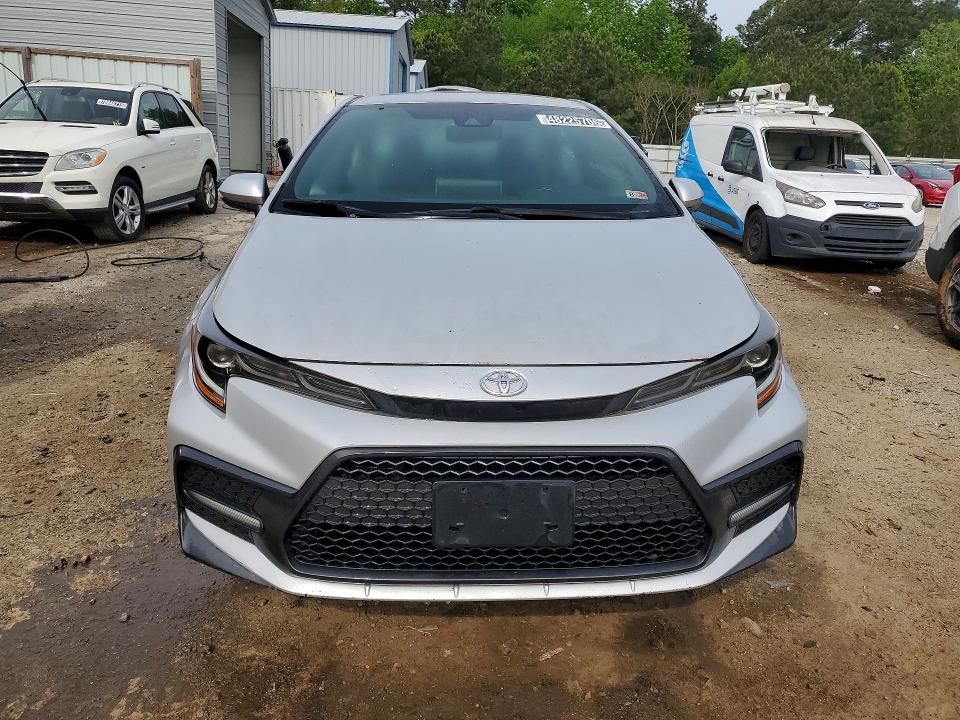 2020 Toyota Corolla VIN 5YFP4RCE3LP027962 COPART salvage auction — MINOR DENT/SCRATCHES, In - Certificate Of Title, sold $13,300 on 2026-07-07 (photo 5)