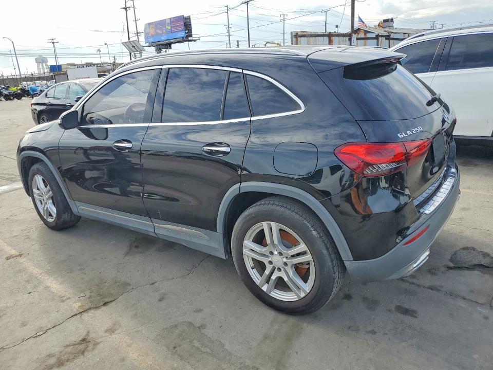 2021 Mercedes-benz Gla-class VIN W1N4N4GB8MJ200568 COPART salvage auction — FRONT END, Tx - Salvage Title-Flood Damage, sold $12,600 on 2026-07-20 (photo 2)