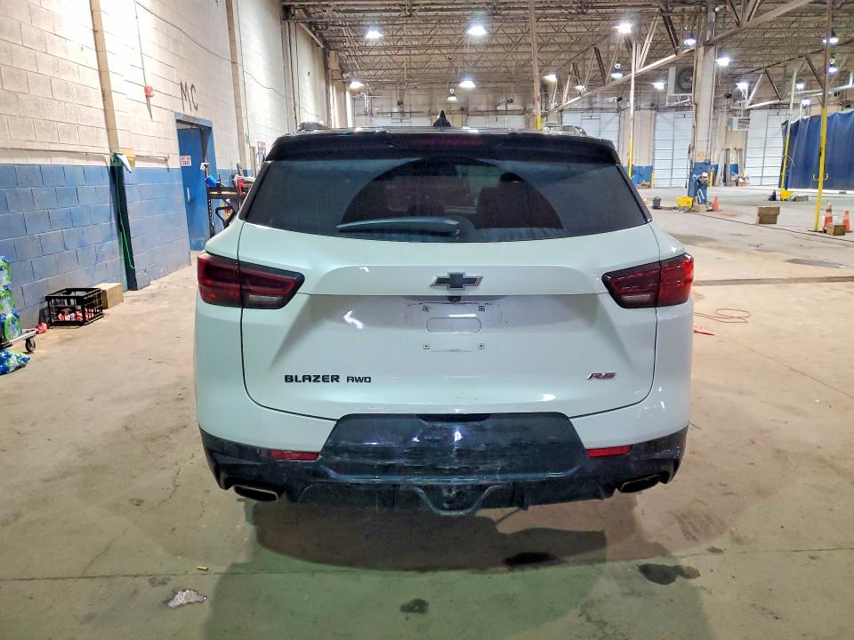 2023 Chevrolet Blazer VIN 3GNKBKRS8PS198453 COPART salvage auction — STRIPPED, MI - CERTIFICATE OF TITLE, sold $12,800 on 2026-07-28 (photo 6)