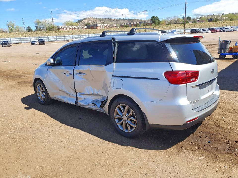 2020 Kia SEDONA VIN KNDMB5C10L6596810 COPART salvage auction — SIDE, Co - Salvage Title, sold $275 on 2026-07-27 (photo 2)