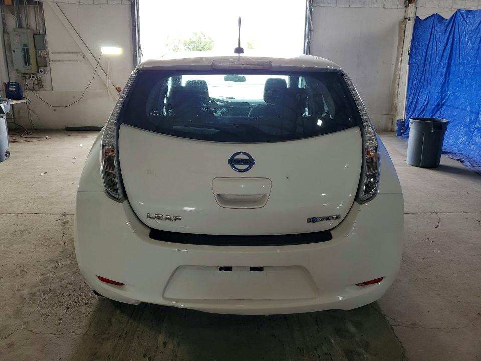 2013 Nissan Leaf VIN 1N4AZ0CP4DC413634 COPART salvage auction — NORMAL WEAR, Va - Certificate Of Title, sold $225 on 2026-07-02 (photo 6)