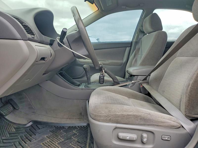 2004 Toyota Camry VIN 4T1BE32K24U802442 COPART salvage auction — MINOR DENT/SCRATCHES, Ca - Dlr/Dis/Exp Only Salvage Title, sold $425 on 2026-07-17 (photo 7)