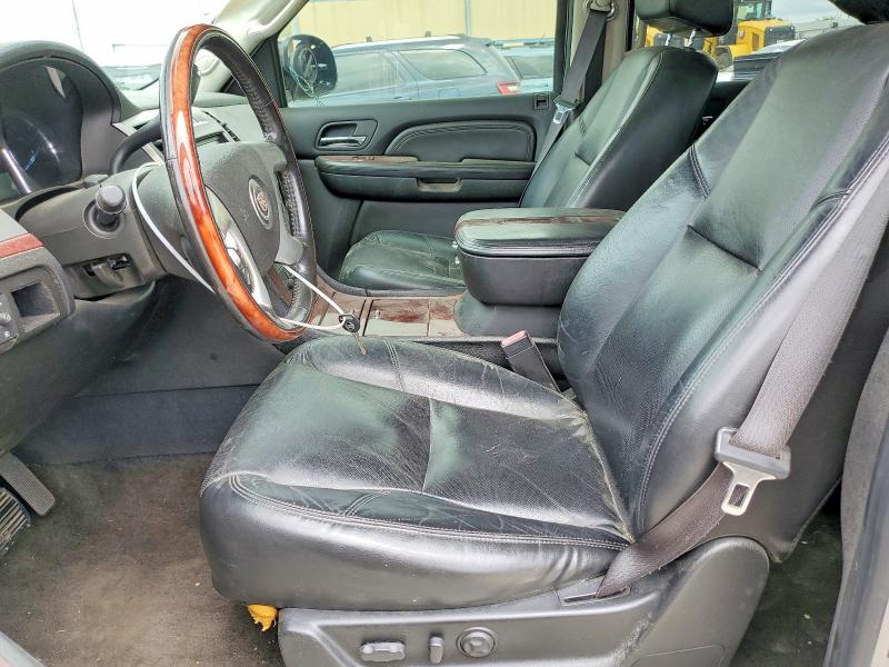 2008 Cadillac Escalade ext VIN 3GYFK62868G307460 COPART salvage auction — FRONT END, TX - SALVAGE VEHICLE TITLE (P), sold $3,800 on 2026-07-09 (photo 7)