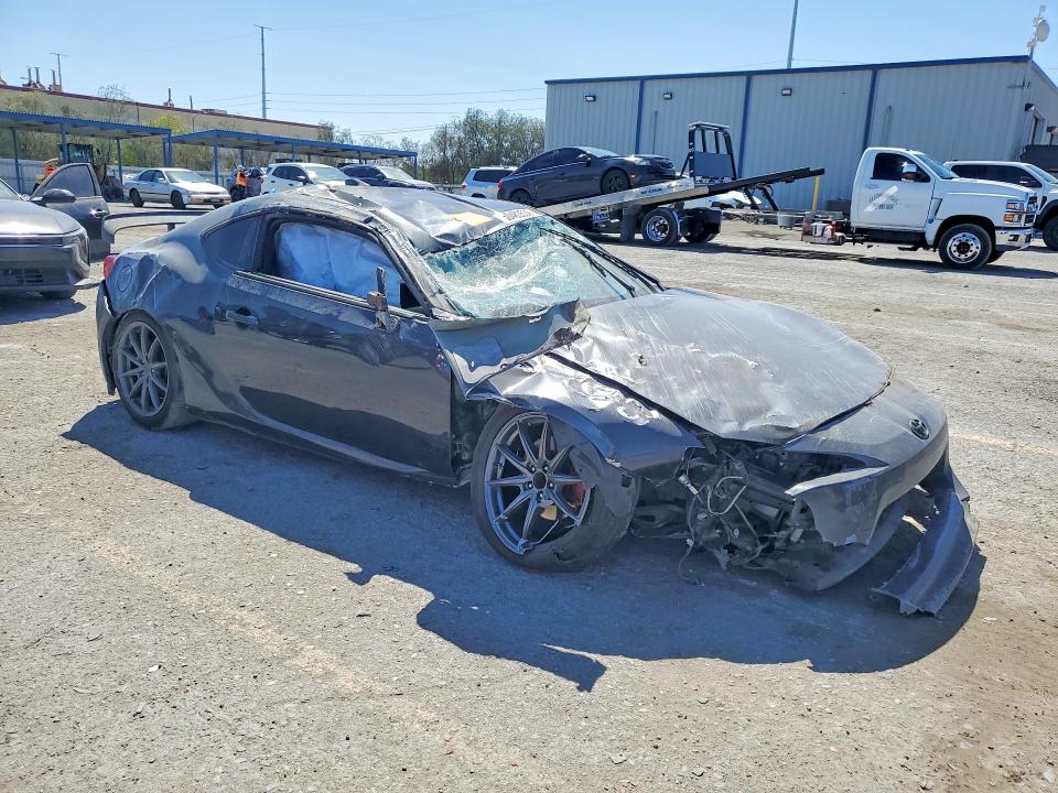 2016 Scion Fr-s VIN JF1ZNAA10G8701161 COPART salvage auction — ROLLOVER, Nv - Salvage Title, sold $750 on 2026-07-30 (photo 4)