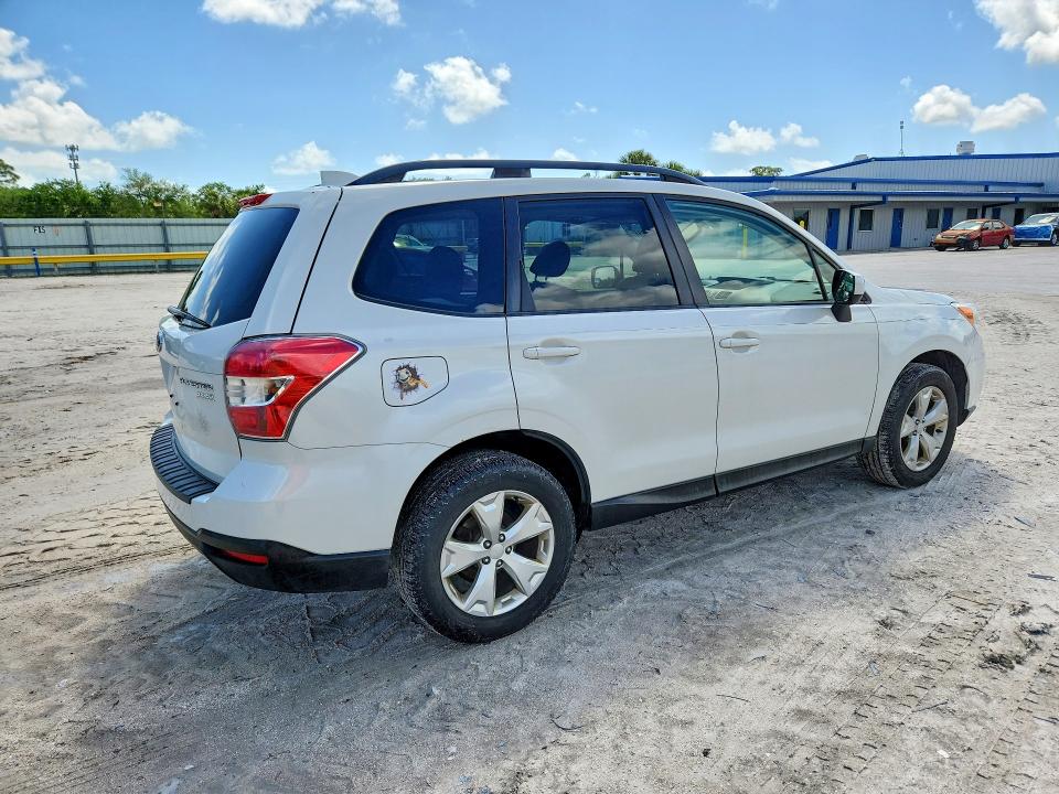 2016 Subaru Forester VIN JF2SJADC7GH467283 COPART salvage auction — NORMAL WEAR, Fl - Certificate Of Title, sold $1,550 on 2026-07-29 (photo 3)
