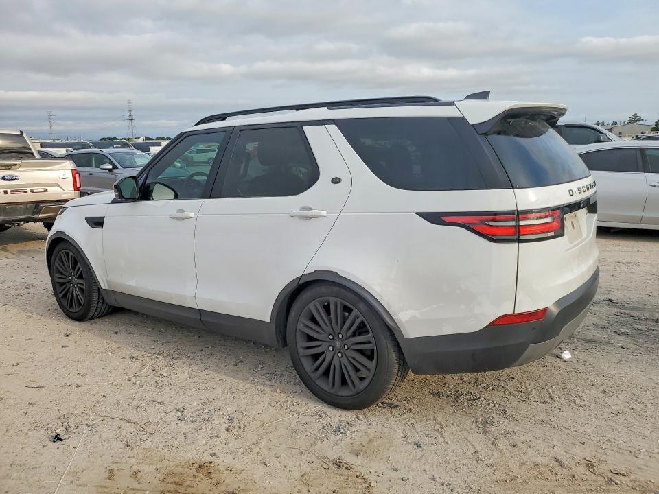 2017 Land rover Discovery VIN SALRRBBVXHA045771 COPART salvage auction — NORMAL WEAR, Tx - Certificate Of Title, sold $4,900 on 2026-07-10 (photo 2)