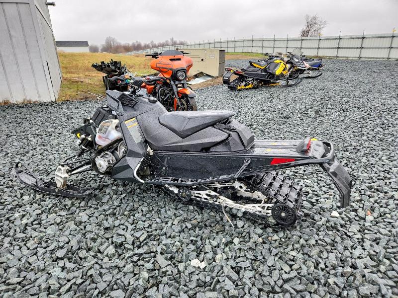 2019 Polaris VIN SN1EKP8P8KC327111 COPART salvage auction — FRONT END, Mi - Snowmobile Registration, sold $1,400 on 2026-07-09 (photo 3)