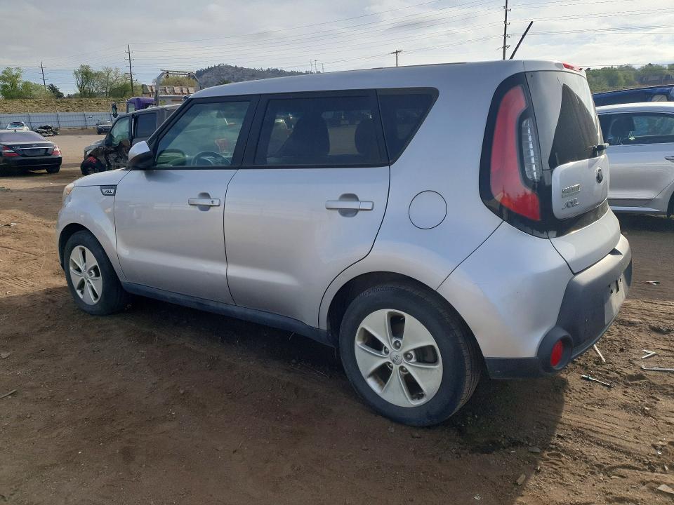 2015 Kia Soul VIN KNDJN2A23F7767083 COPART salvage auction — MINOR DENT/SCRATCHES, Tx - Dis/Dlr/Exp Only Salvage Title, sold $725 on 2026-07-08 (photo 2)
