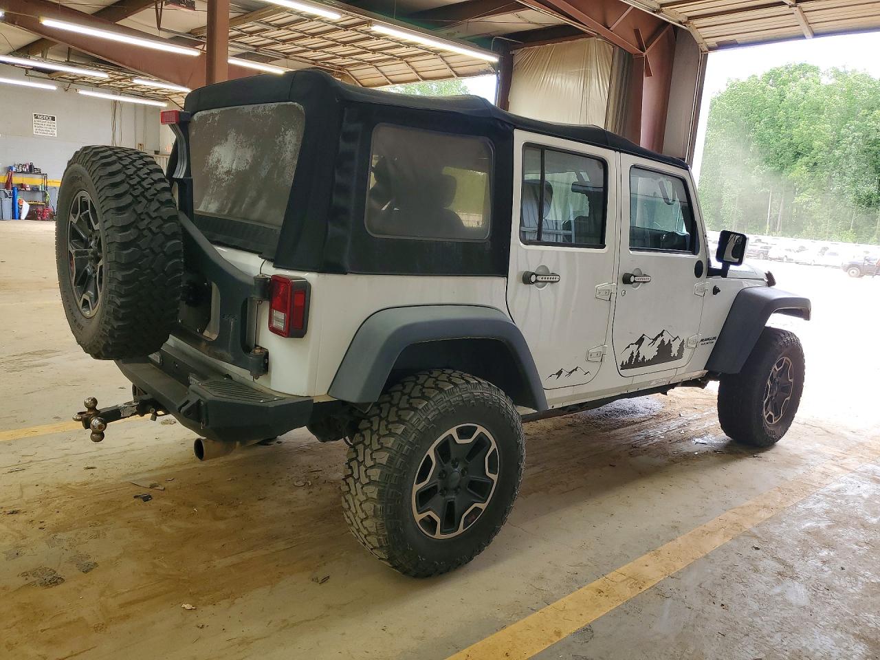 2017 Jeep Wrangler Unlimited VIN 1C4BJWDGXHL524542 COPART salvage auction — Minor Dent/Scratches, NC - DEALER ONLY CLEAN TITLE, sold $7,100 on 2026-07-01 (photo 3)