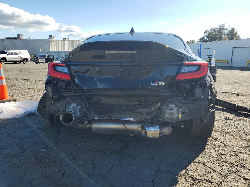 2024 Toyota Gr 86 VIN JF1ZNBE14R8753301 COPART salvage auction — SIDE, Ca - Salvage Certificate, sold $3,100 on 2026-07-31 (photo 6)