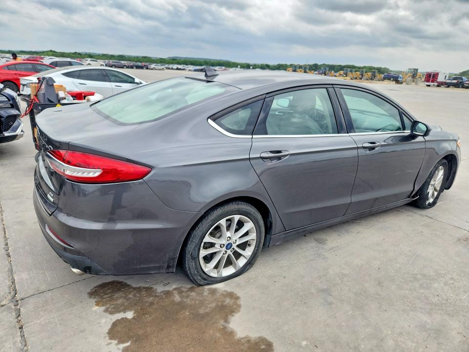2019 Ford Fusion VIN 3FA6P0HD2KR136426 COPART salvage auction — FRONT END, Tx - Certificate Of Title, sold $2,250 on 2026-07-02 (photo 3)