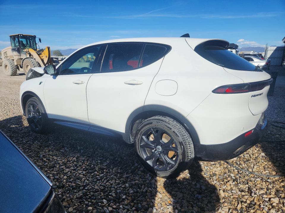 2024 Dodge Hornet VIN ZACPDFCW0R3A30345 COPART salvage auction — FRONT END, CA - NON-REPAIRABLE VEHICLE CERT, sold $2,100 on 2026-07-27 (photo 2)