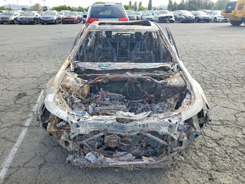 2013 Acura Tl VIN 19UUA8F23DA016412 COPART salvage auction — BURN, Ca - Non-Repairable Vehicle Cert, sold $80 on 2026-07-10 (photo 5)