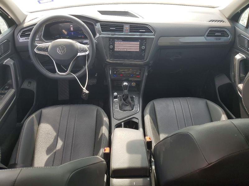2024 Volkswagen Tiguan VIN 3VVNB7AX0RM106884 COPART salvage auction — SIDE, Tx - Salvage Vehicle Title, sold $9,100 on 2026-07-09 (photo 8)