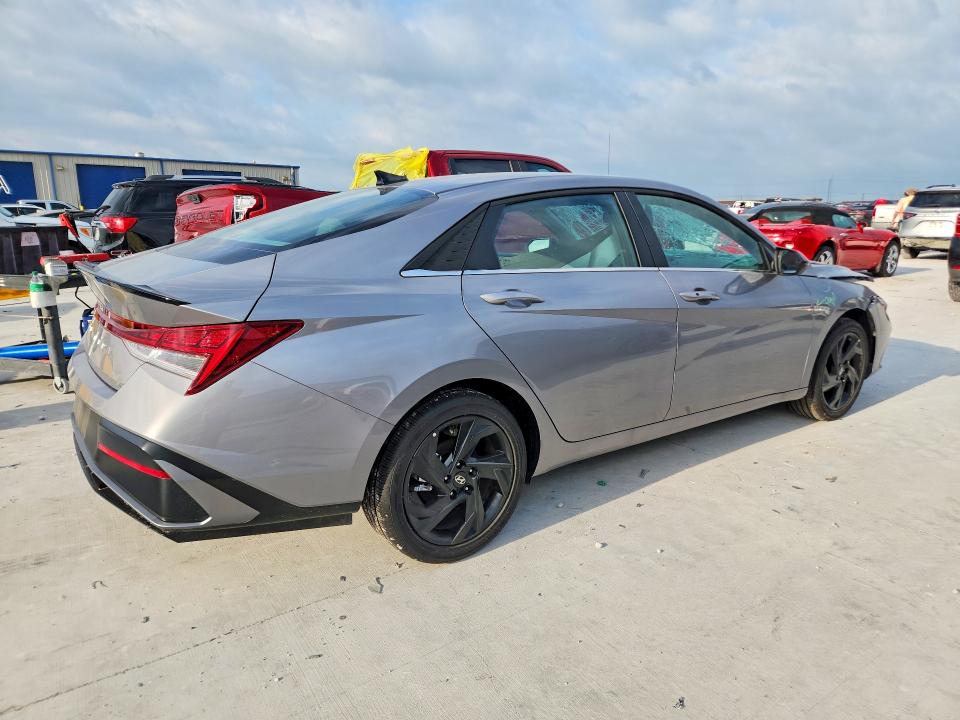 2026 Hyundai Elantra VIN KMHLS4DG5TU113697 COPART salvage auction — FRONT END, Tx - Salvage Vehicle Title, sold $7,400 on 2026-07-14 (photo 3)