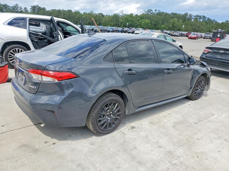2023 Toyota Corolla VIN JTDBCMFE9P3013574 COPART salvage auction — FRONT END, Fl - Certificate Of Destruction, sold $6,800 on 2026-07-09 (photo 3)
