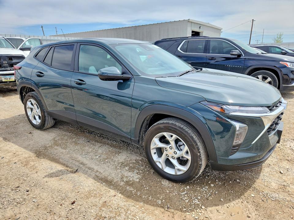 2025 Chevrolet VIN KL77LFEP4SC149931 COPART salvage auction — HAIL, IA - CERT OF TITLE-SALVAGE TITLE, sold $8,500 on 2026-07-08 (photo 4)