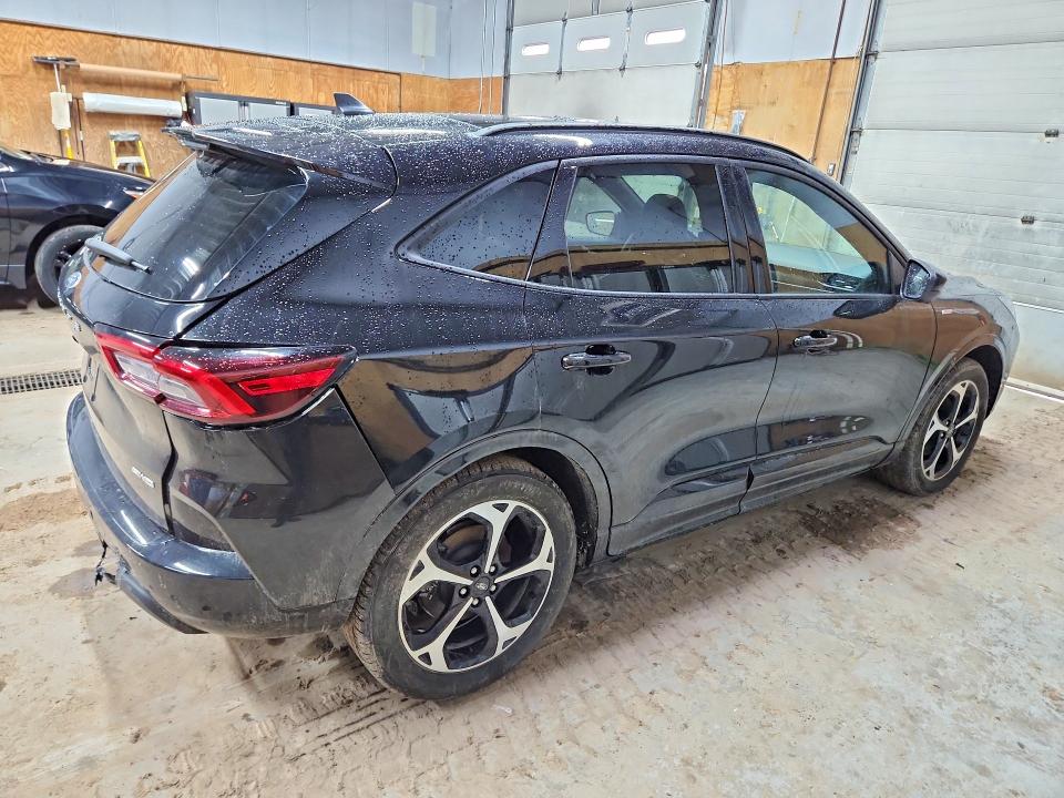 2025 Ford Escape VIN 1FMCU9PA4SUB57297 COPART salvage auction — REAR END, Salvage Title, sold $11,200 on 2026-07-22 (photo 3)