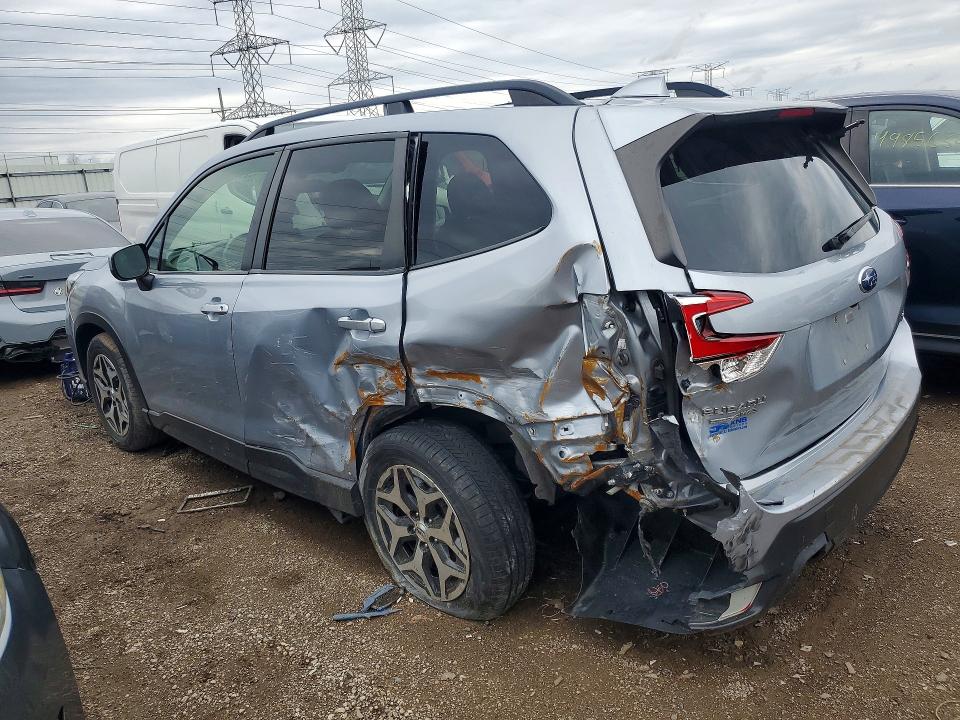 2019 Subaru Forester VIN JF2SKAGC1KH571754 COPART salvage auction — REAR END, Il - Salvage Certificate, sold $3,750 on 2026-07-14 (photo 2)