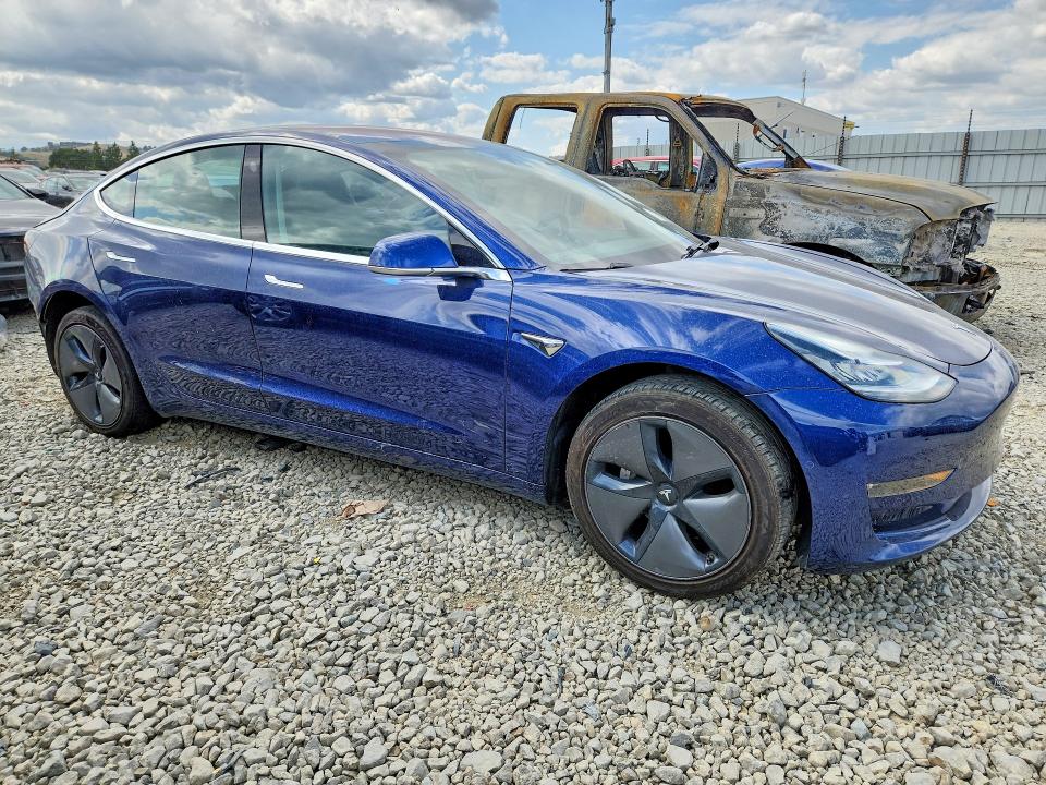 2018 Tesla Model 3 VIN 5YJ3E1EA9JF003021 COPART salvage auction — REAR END, Ca - Salvage Certificate, sold $4,550 on 2026-07-09 (photo 4)