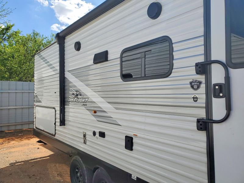 2025 Jayc Jay flight VIN 1UJBC0BP8S1YW0056 COPART salvage auction — SIDE, OK - CERT OF TITLE-SALVAGE, sold $2,050 on 2026-07-09 (photo 6)